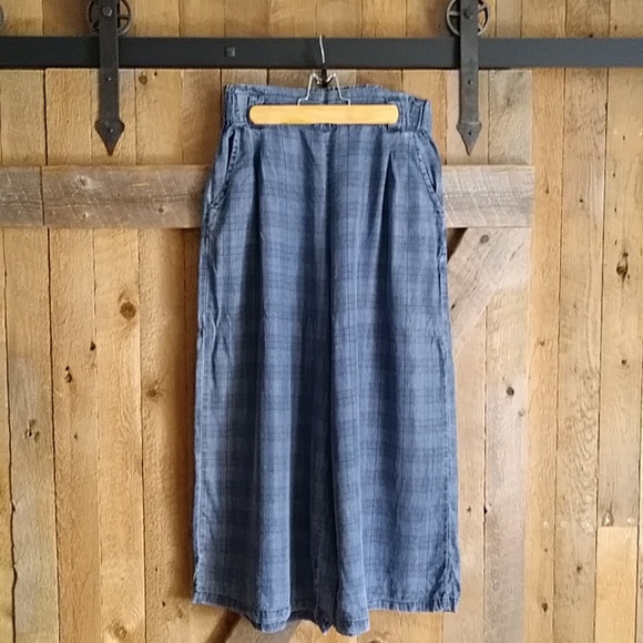 Wide leg pants size small/med - Picture 2 of 10